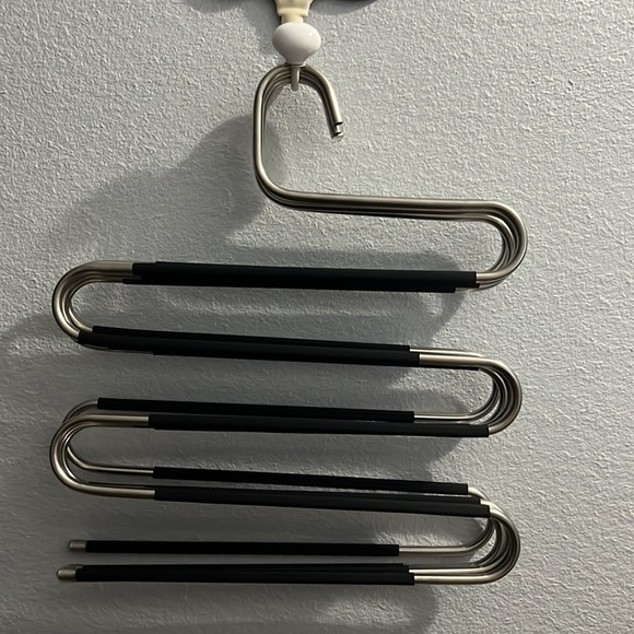 S-Shape Hangers 4 Pack, 5 Layer Stainless Steel High Quality Hangers - Picture 3 of 14